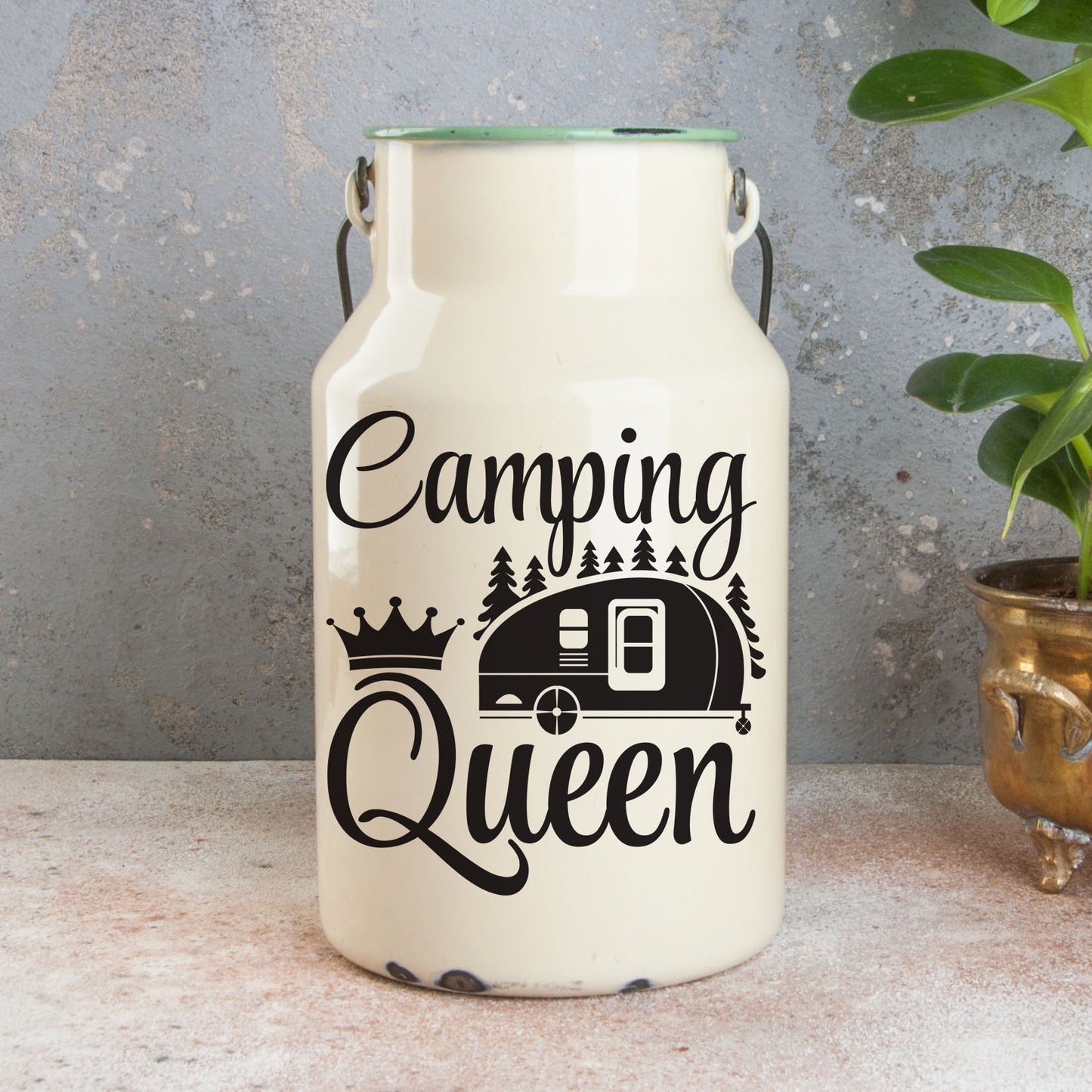 Camping Queen graphic craft image